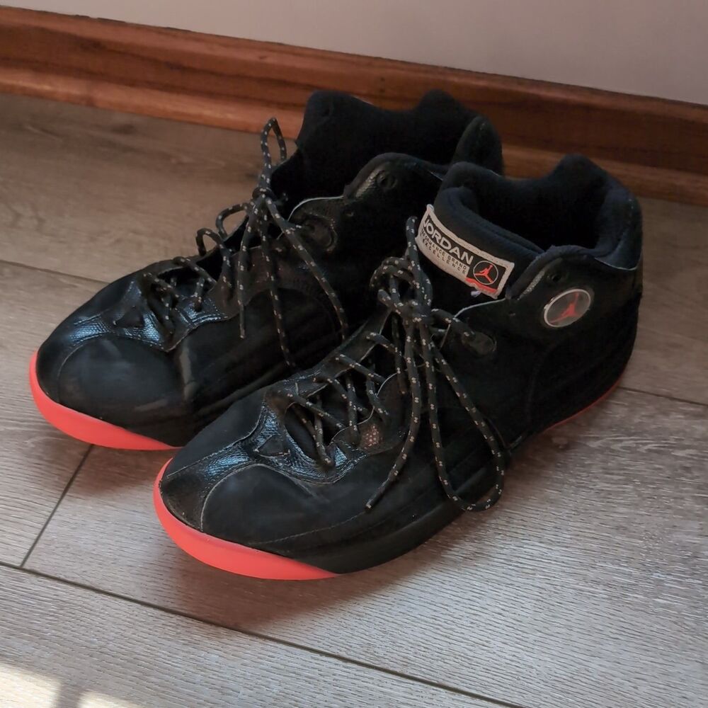Nike Air Jordan Jumpman Team 1  Bred Black Infrared Shoes   644938-023 Size 13